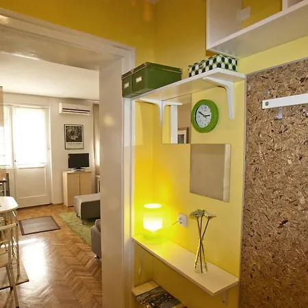 Green Apartment 아파트 *